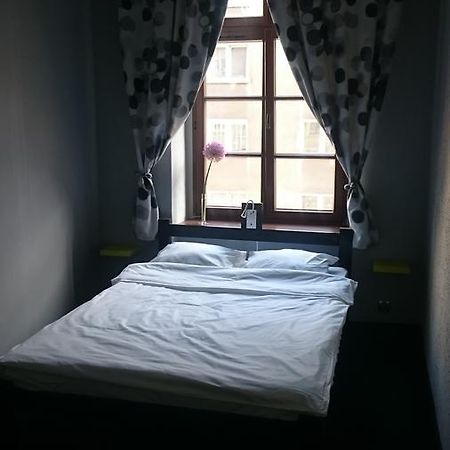 Incepcja 33 Hostel วรอตซวาฟ ภายนอก รูปภาพ