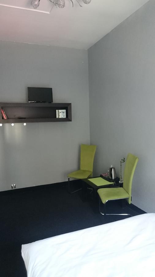 Incepcja 33 Hostel วรอตซวาฟ ภายนอก รูปภาพ