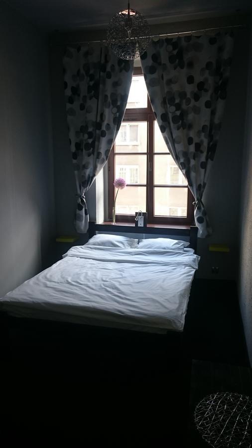 Incepcja 33 Hostel วรอตซวาฟ ภายนอก รูปภาพ