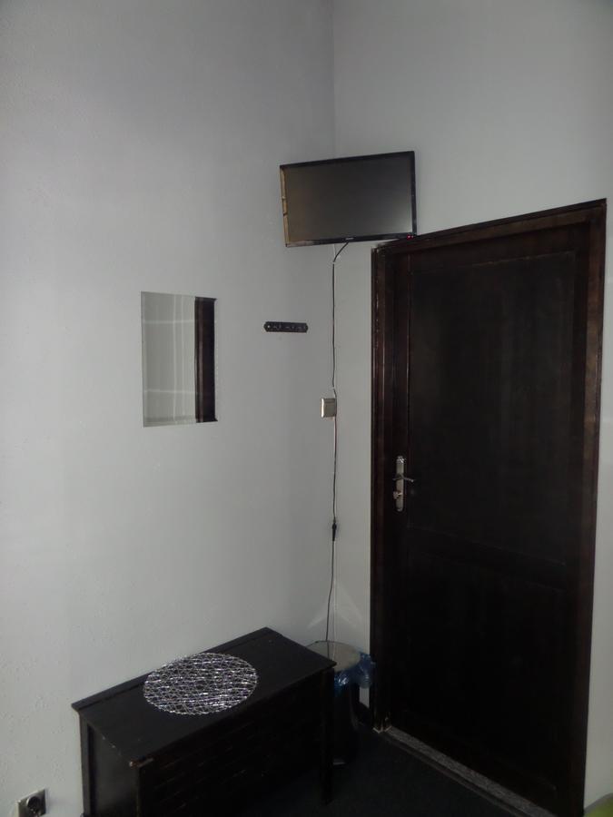 Incepcja 33 Hostel วรอตซวาฟ ภายนอก รูปภาพ