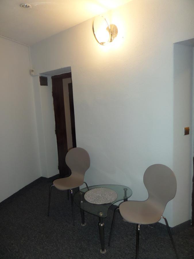 Incepcja 33 Hostel วรอตซวาฟ ภายนอก รูปภาพ